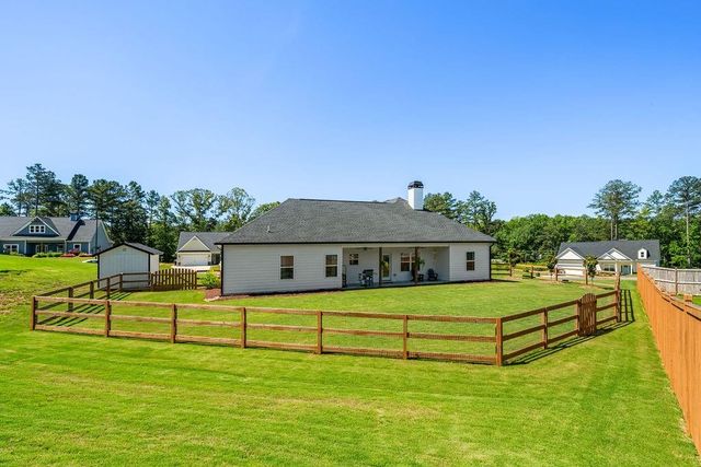 109 Whitley Xing, Rockmart, GA 30153