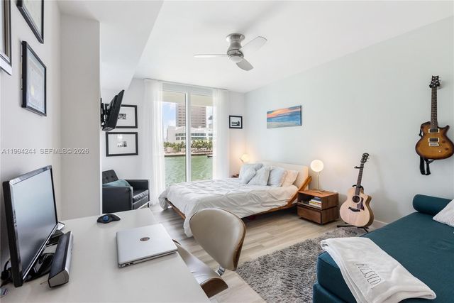 901 Brickell Key Blvd 305, Miami, FL 33131