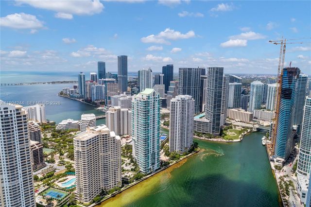 901 Brickell Key Blvd 305, Miami, FL 33131