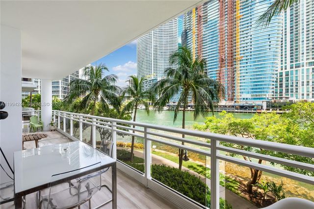 901 Brickell Key Blvd 305, Miami, FL 33131