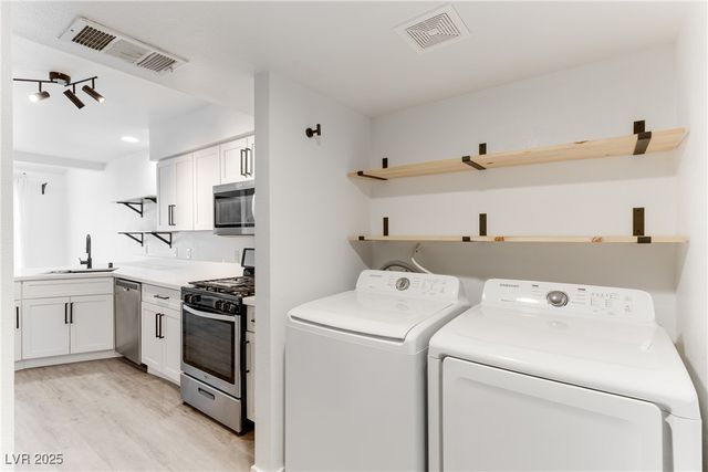 2819 Briar Knoll Drive, Henderson, NV 89074