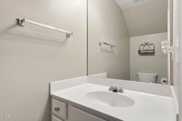 5408 Bayside Court, Raleigh, NC 27613