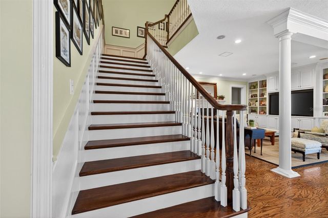 445 PARK AVENUE, Belleair, FL 33756