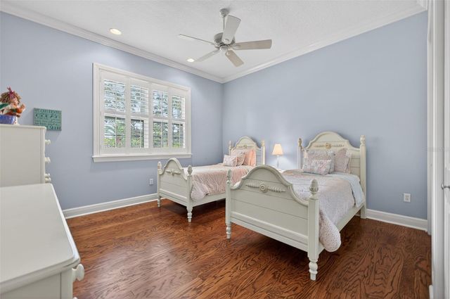 445 PARK AVENUE, Belleair, FL 33756