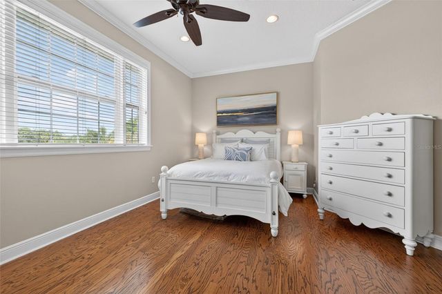 445 PARK AVENUE, Belleair, FL 33756