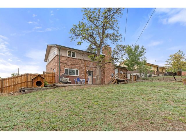 7142 Marshall St, Arvada, CO 80003