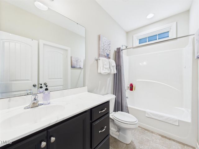 524 Rowanwood Way, Apex, NC 27523