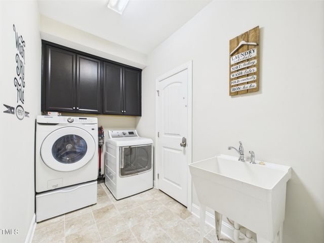 524 Rowanwood Way, Apex, NC 27523