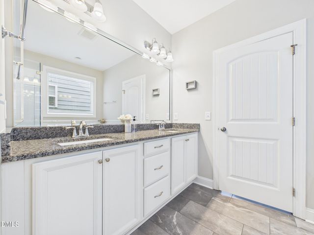 524 Rowanwood Way, Apex, NC 27523