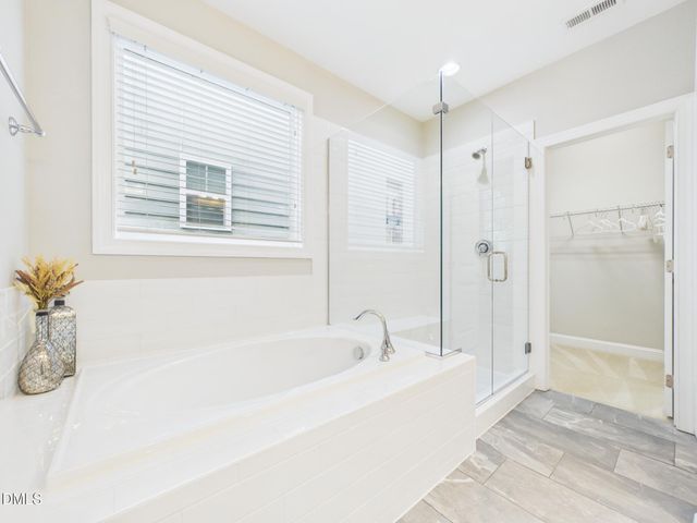 524 Rowanwood Way, Apex, NC 27523