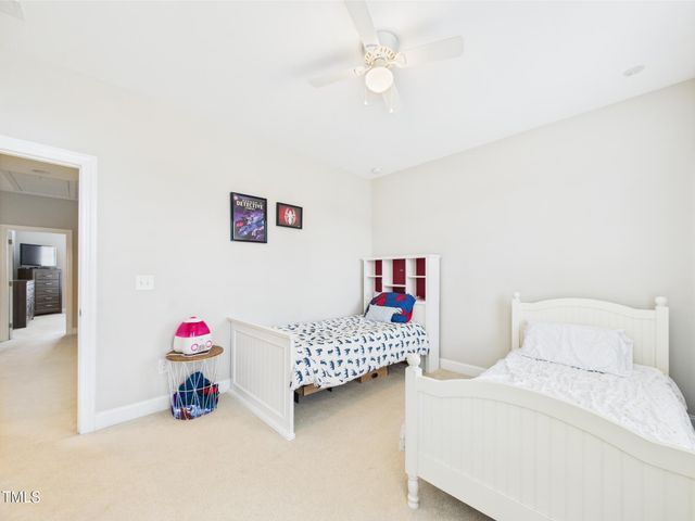 524 Rowanwood Way, Apex, NC 27523