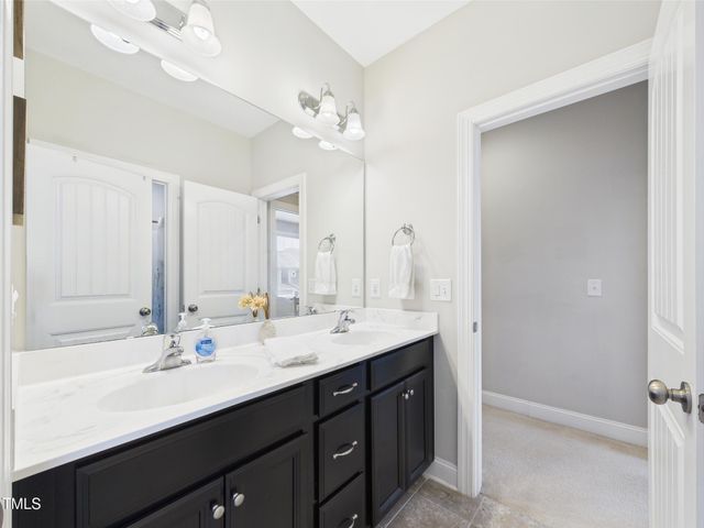 524 Rowanwood Way, Apex, NC 27523