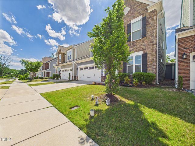 524 Rowanwood Way, Apex, NC 27523