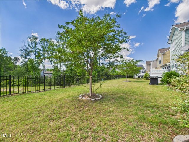 524 Rowanwood Way, Apex, NC 27523