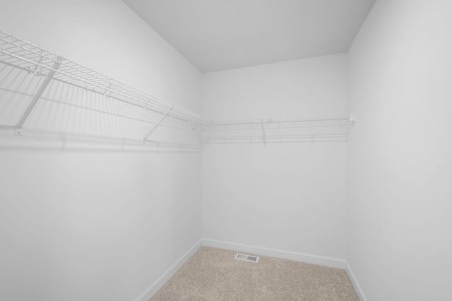 7555 Upper 42nd Street N, Oakdale, MN 55128