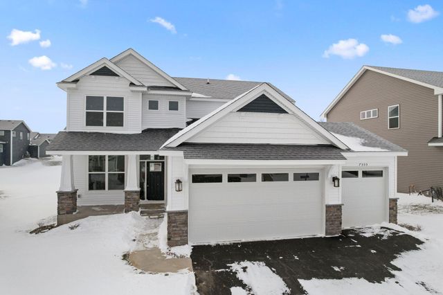 7555 Upper 42nd Street N, Oakdale, MN 55128