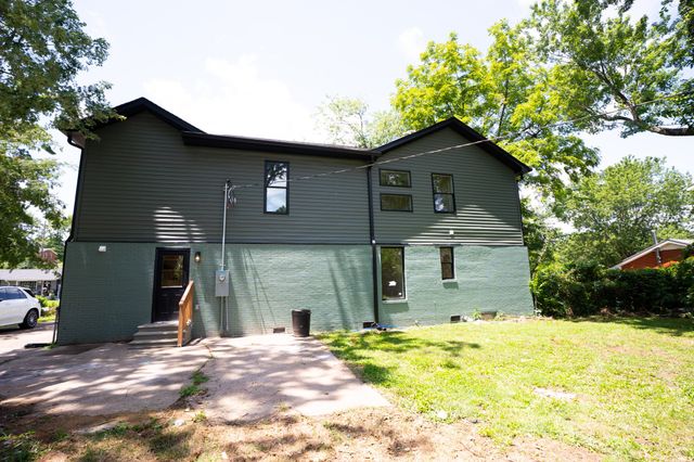 5033 Collinwood Dr, Clarksville, TN 37042