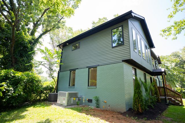 5033 Collinwood Dr, Clarksville, TN 37042