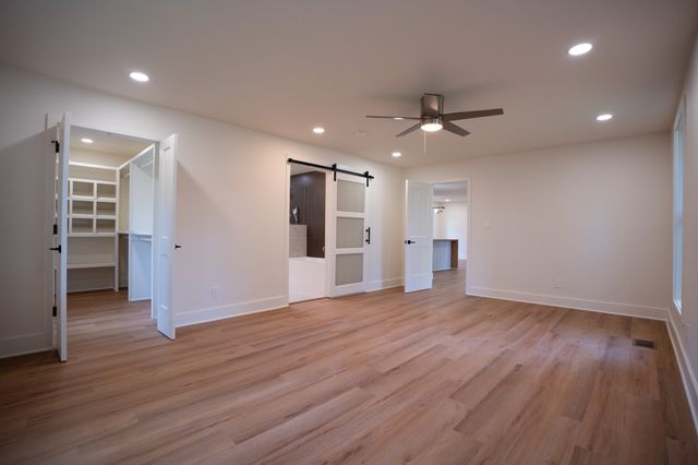 5033 Collinwood Dr, Clarksville, TN 37042