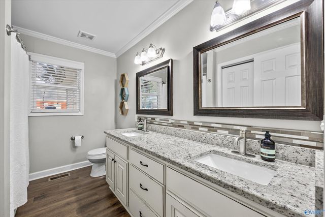 15168 Kings Drive, Athens, AL 35611