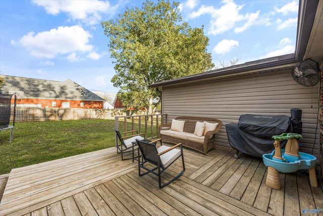 15168 Kings Drive, Athens, AL 35611