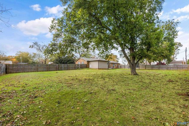 15168 Kings Drive, Athens, AL 35611