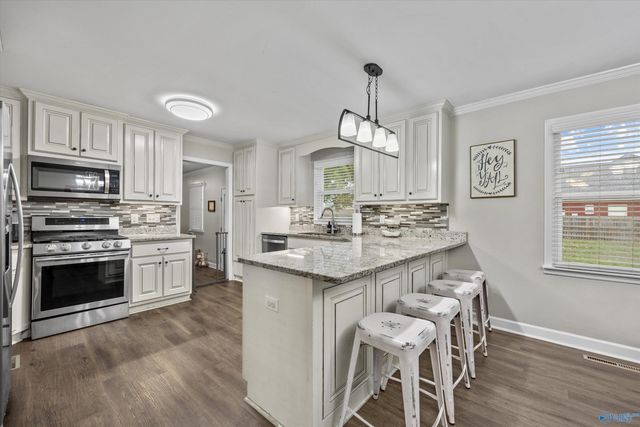 15168 Kings Drive, Athens, AL 35611