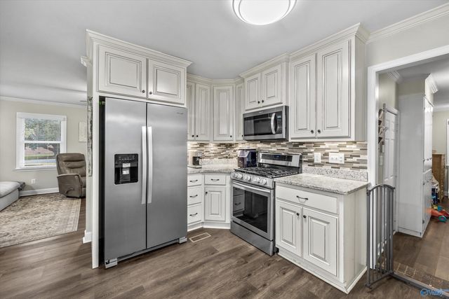 15168 Kings Drive, Athens, AL 35611