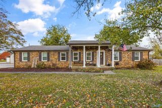 15168 Kings Drive, Athens, AL 35611