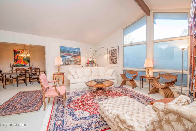 8613 Wimbledon Drive, Knoxville, TN 37923