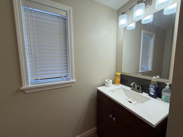 3738 Pineland Point Road, Gladwin, MI 48624