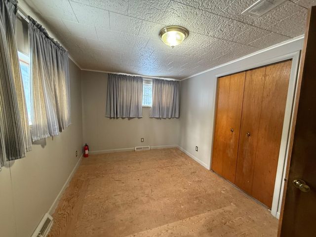 3738 Pineland Point Road, Gladwin, MI 48624