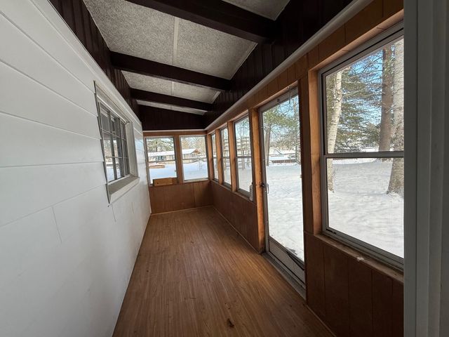 3738 Pineland Point Road, Gladwin, MI 48624