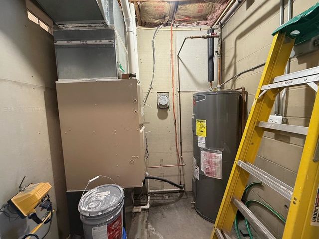 3738 Pineland Point Road, Gladwin, MI 48624