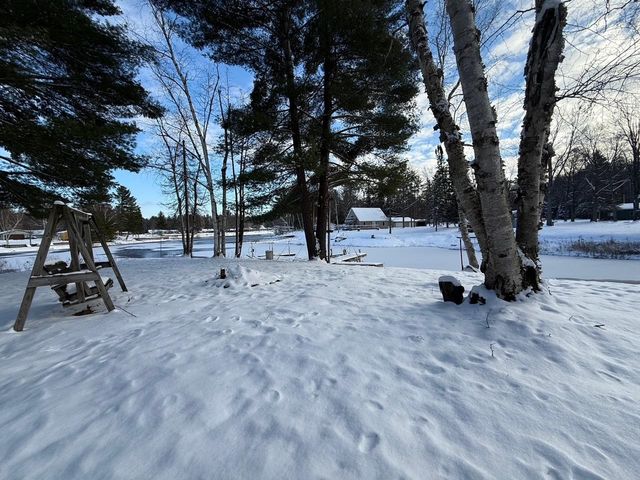 3738 Pineland Point Road, Gladwin, MI 48624