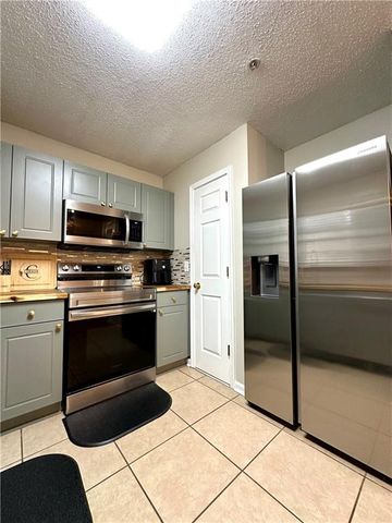 236 Turnstone Road, Stockbridge, GA 30281