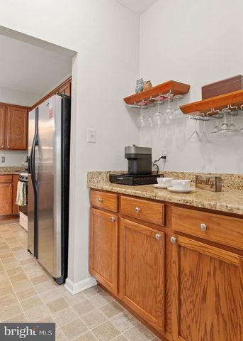 204 YORKTOWN CT, Malvern, PA 19355