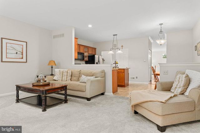 204 YORKTOWN CT, Malvern, PA 19355