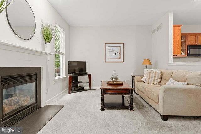 204 YORKTOWN CT, Malvern, PA 19355