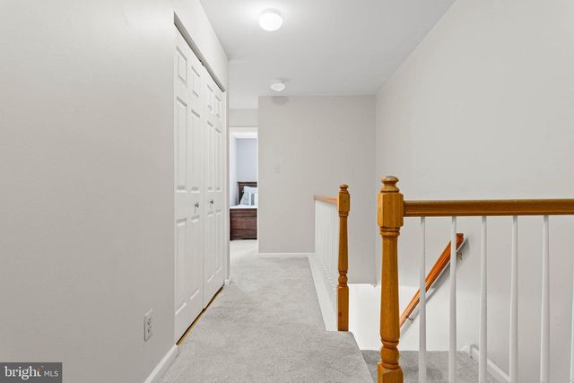 204 YORKTOWN CT, Malvern, PA 19355