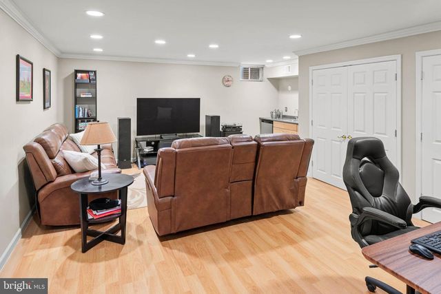 204 YORKTOWN CT, Malvern, PA 19355