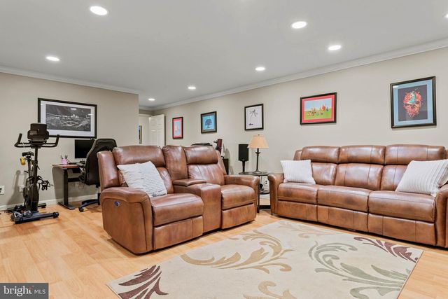 204 YORKTOWN CT, Malvern, PA 19355