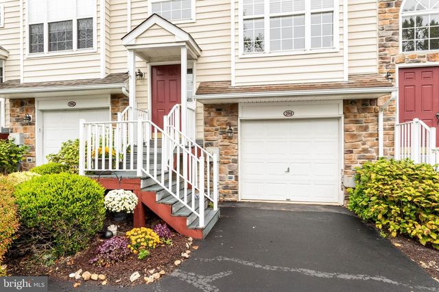 204 YORKTOWN CT, Malvern, PA 19355