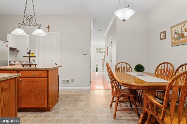 204 YORKTOWN CT, Malvern, PA 19355