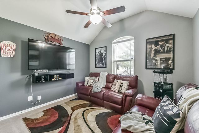 9622 Invergarry Way, Tomball, TX 77375