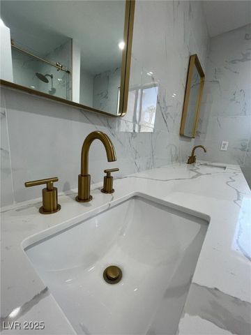 3004 Ocean View Drive, Las Vegas, NV 89117