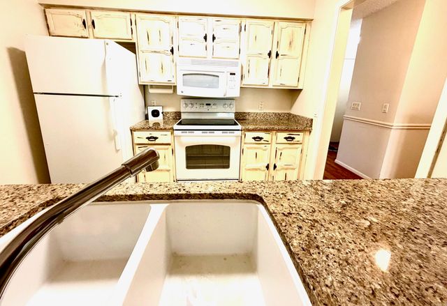 13 Halcon, Hot Springs Village, AR 71909