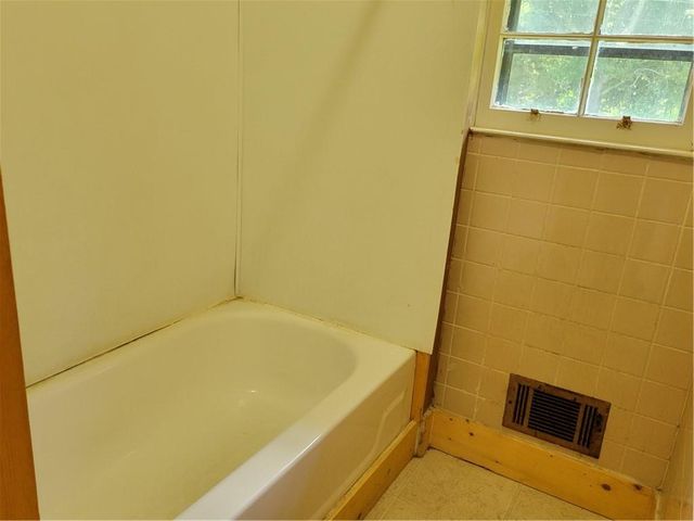 1362 Whites Chapel Road, Elberton, GA 30635