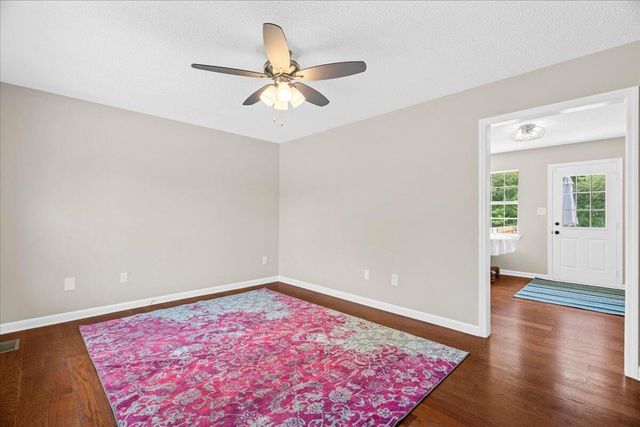 107 Darvin Lane, Lafayette, GA 30728