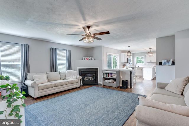 2951 ABBEY DR, Manchester, MD 21102